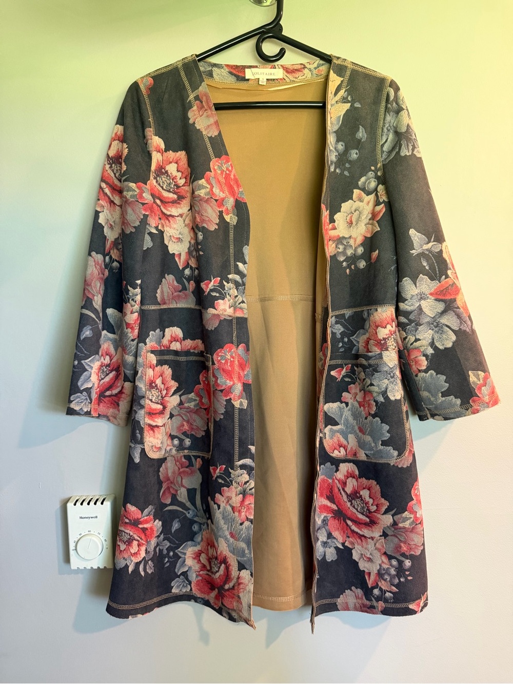 Solitaire Floral Open-Front Blazer in Navy and Pink